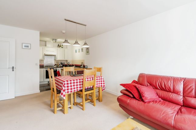 Thumbnail Flat for sale in The Boulevard, Tangmere, Chichester