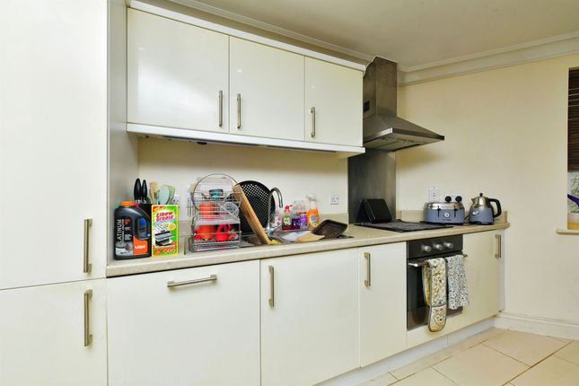 Flat for sale in Mizzen Road, Plymouth