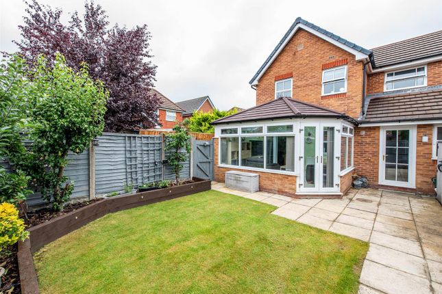4, Birkdale Close, Chorley photo 4