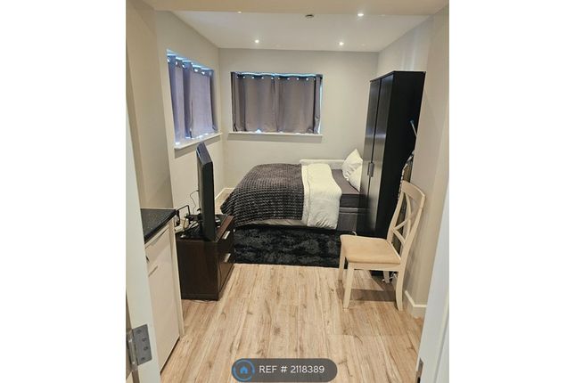 Star Lane, Orpington photo 2