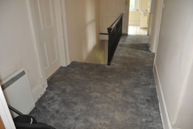 30, Egham Hill, Egham photo 2