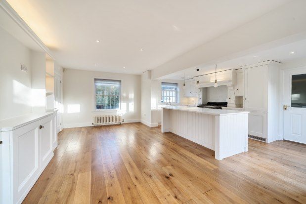Property to rent in Lambourne Road, Chigwell