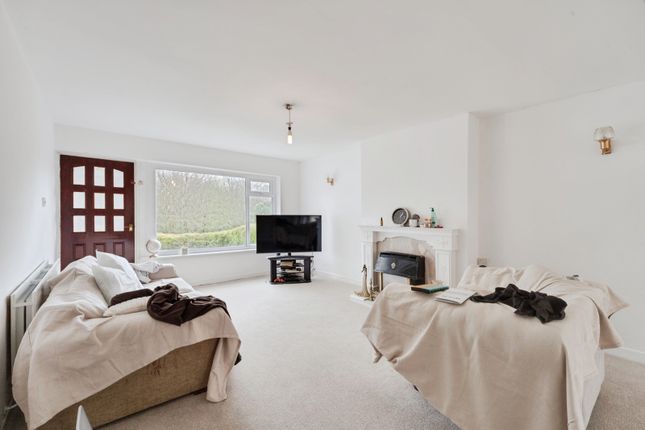 7, Park Edge, Bolton photo 3