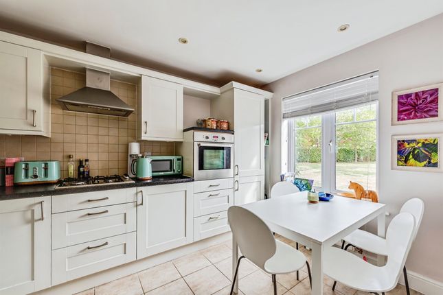 26, Caldecott Chase, Abingdon photo 4