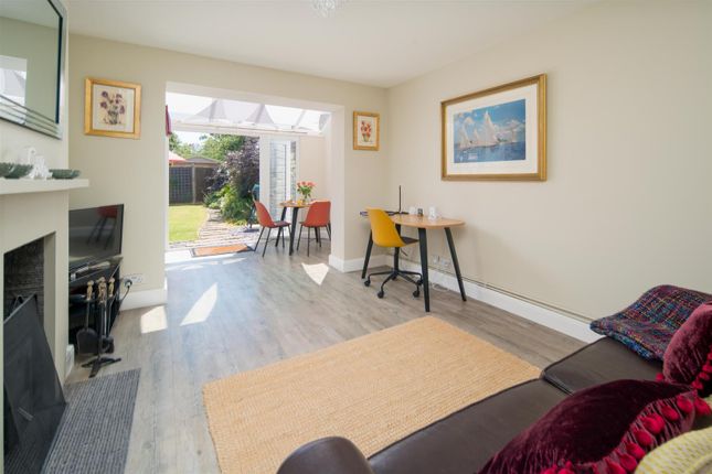 Skysail, 5, Hilton Road, Cowes photo 4