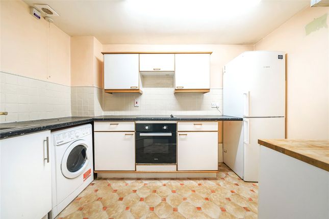 Flat 37, Summerlands Lodge,, Farnborough Common, Orpington photo 2