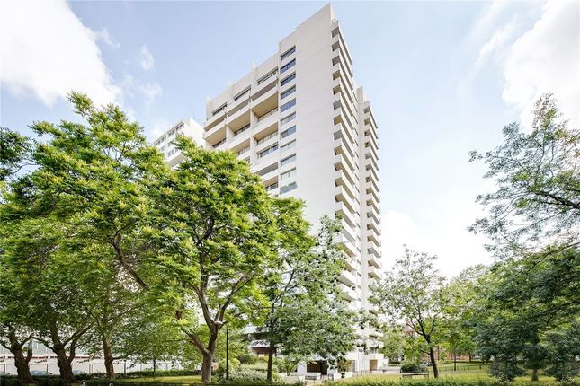 1-bed flat on 96, Luxborough Tower, London, £725,000