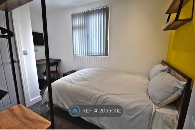 Room to rent in Hamilton Road, Coventry