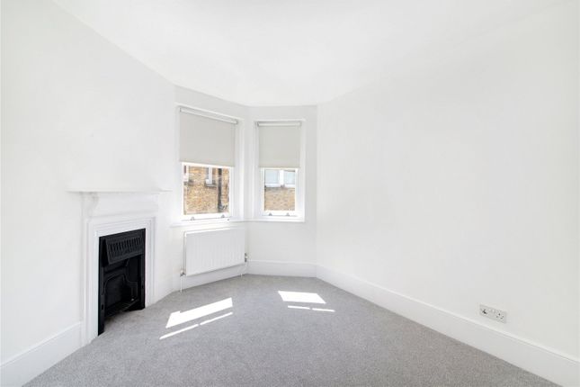 Flat to rent in Long Acre, Covent Garden