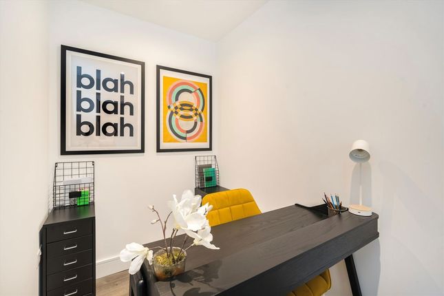 Flat 6, Reef House, Coral Row, Battersea photo 4