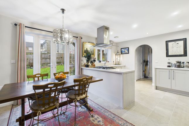 6 Goodwin Close, Matlock photo 3