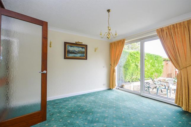 11, Park Avenue, Pontefract photo 4