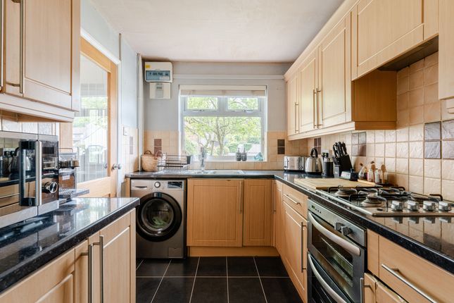 17 Briarside Road, Bristol photo 4