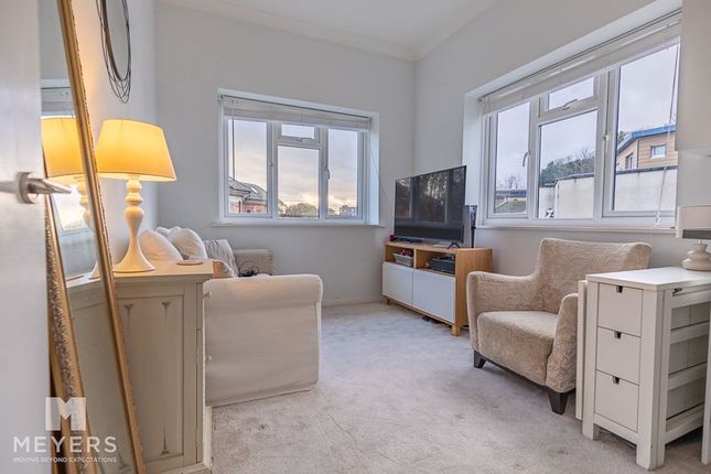 Flat for sale in Lorne Park Road, Bournemouth