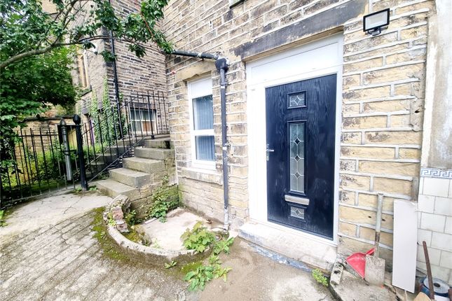 Thumbnail Room to rent in Devonshire Street, Keighley, West Yorkshire