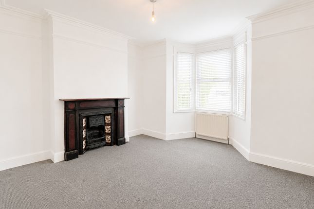 Flat 1, 28, Westbury Road, Kent photo 2