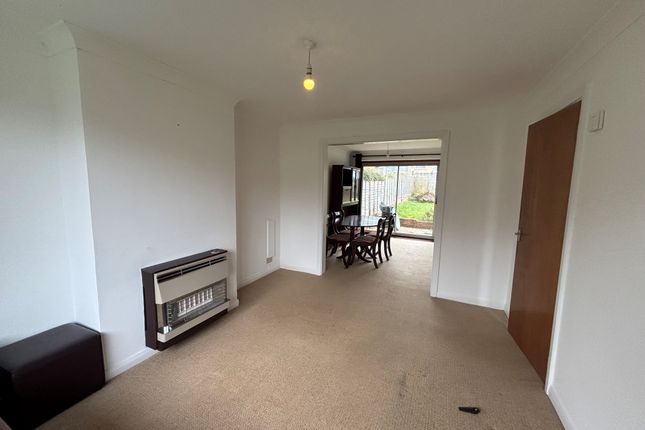 44, Exeter photo 5