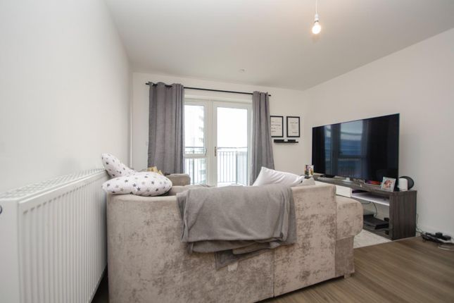 Flat for sale in Centenary Quay, Woolston, Southampton
