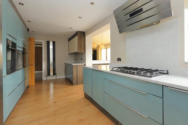 26, Sheridan Way, Pudsey photo 3