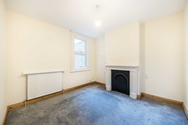 Flat for sale in William Road, London