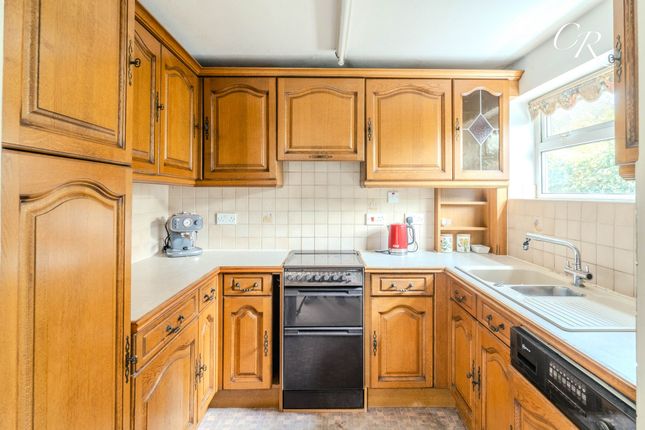 14 Nettleton Road, Cheltenham photo 2