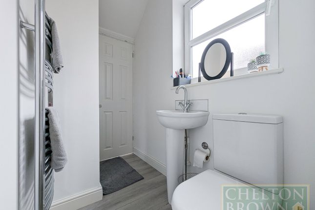 En-Suite 2