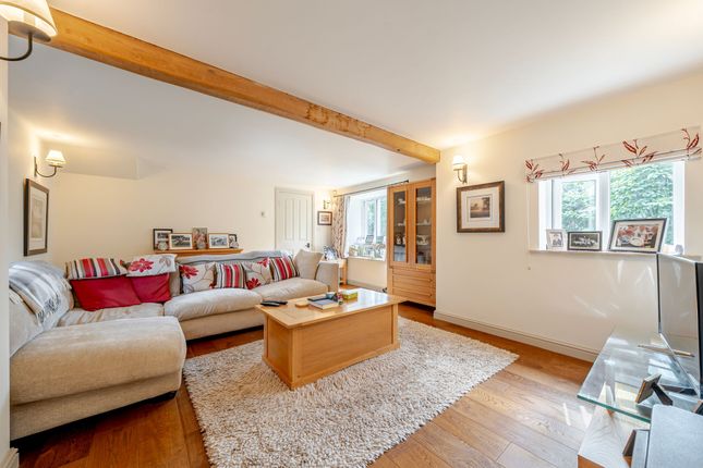 Oakwell Cottage, Harrogate photo 4