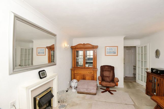 28, Orchard Walk, Watlington photo 4