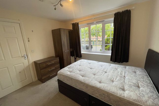 Room 1, 3, Higney Road, Peterborough photo 3