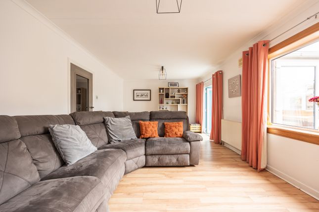 24, Bonaly Drive, Edinburgh photo 3