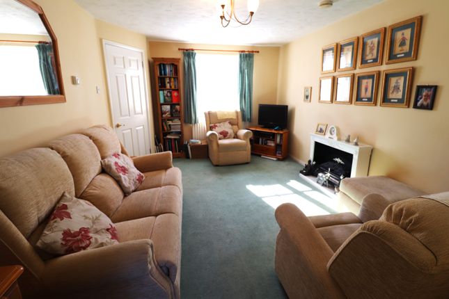 42, ALAN AVENUE NEWTON FLOTMAN, NORWICH photo 3
