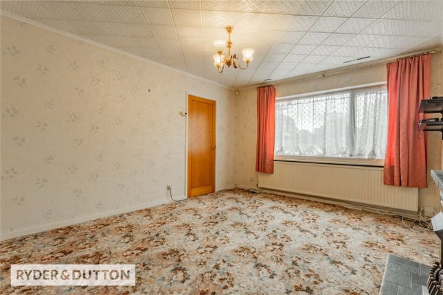 52, Lawnswood, Rochdale photo 4