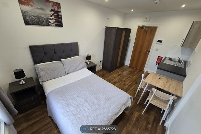 Studio flat on Studio, The Webberley Percy Street, Stoke-On-Trent, £640/mo