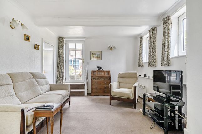 2 Fernleigh,, Chardstock, Devon photo 3