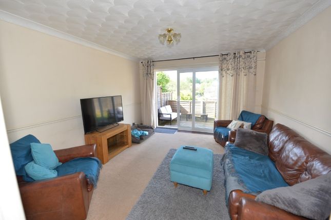 49.., New Road, Eastleigh photo 4