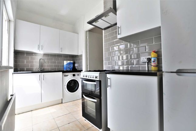 560, Green Street, London photo 2