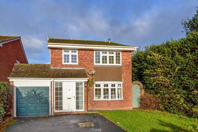 Thumbnail Detached house for sale in Hawthorn Road, Bromsgrove