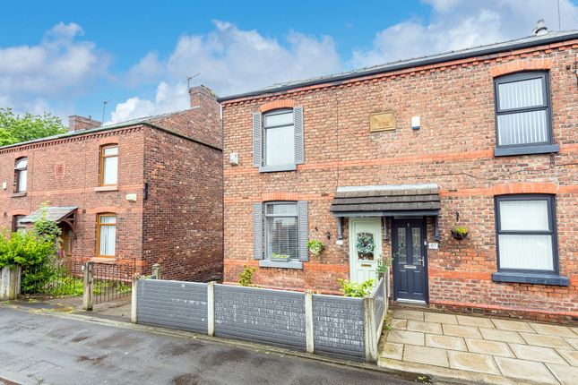 Thumbnail Cottage for sale in Paradise Lane, Prescot, Merseyside
