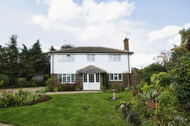 Thumbnail Detached house for sale in Galleywood Road, Great Baddow, Chelmsford