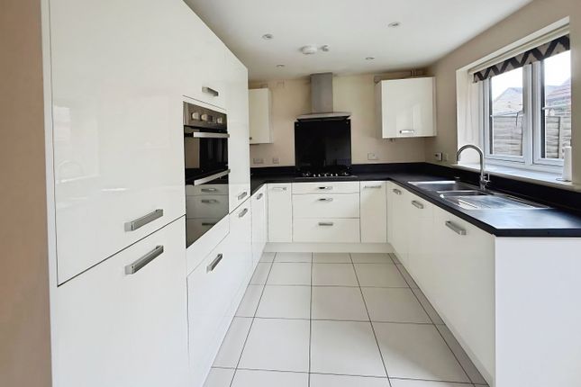 7, Amarella Lane, Kirkby In Ashfield photo 2