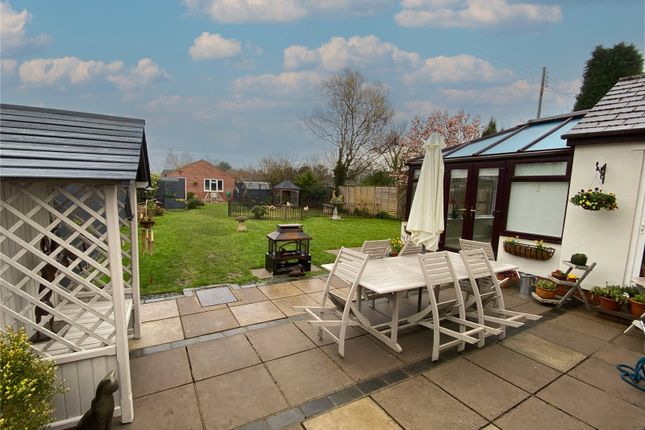 Bungalow for sale in Main Street, Offenham, Evesham, Worcestershire