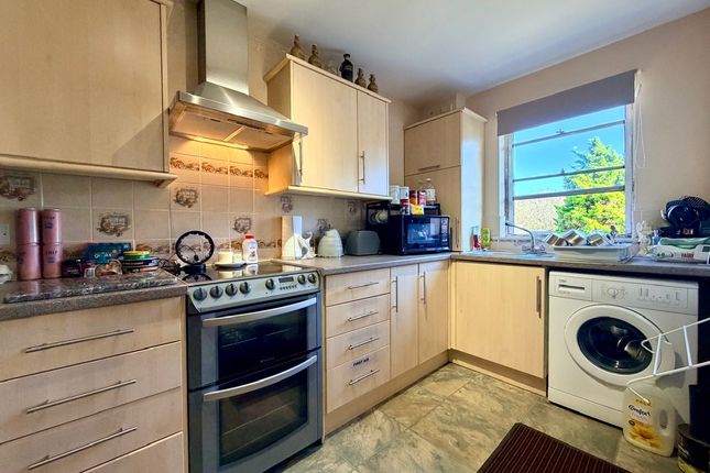 63, Lower Park Drive, Plymouth photo 3