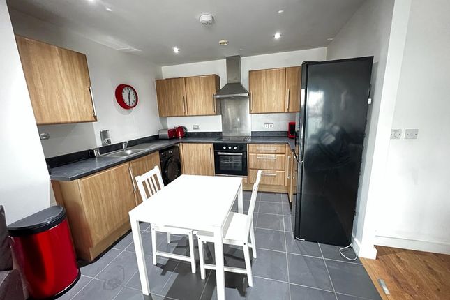101, Bradshawgate, Bolton photo 2