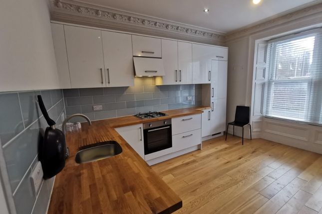 Ogilvie Street, Stobswell, Dundee, DD4 6SB, Dundee photo 4