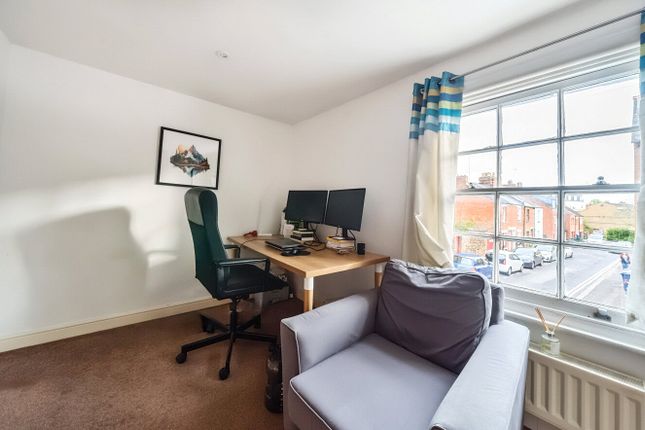 End terrace house for sale in Cherwell Street, St. Clements