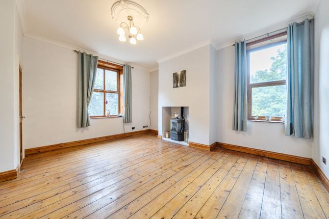 9, Canal View, Sowerby Bridge photo 2
