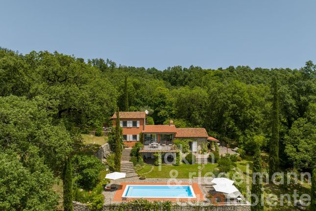 Thumbnail Country house for sale in Italy, Tuscany, Grosseto, Massa Marittima