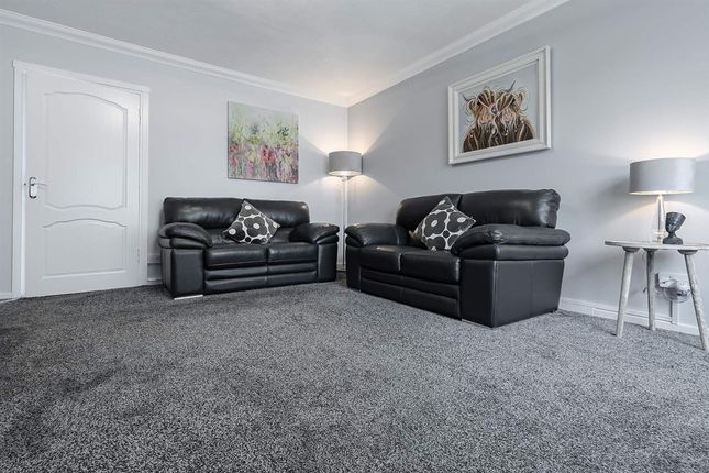 End terrace house for sale in Coltness Avenue, Shotts