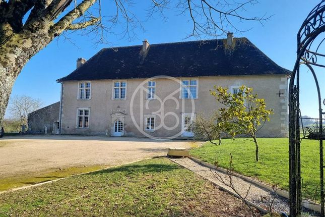 Property for sale in Champagne-Saint-Hilaire, 86160, France, Poitou-Charentes, Champagné-Saint-Hilaire, 86160, France