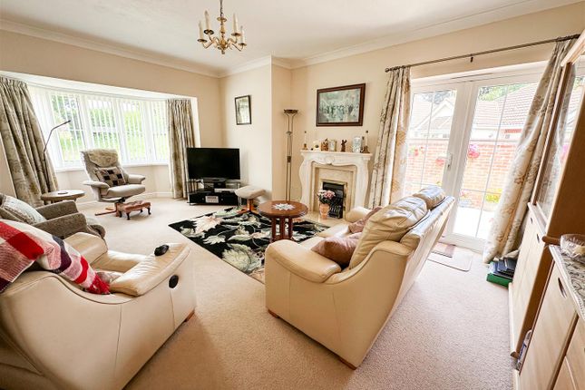22, Brookvale, St Osyth photo 3
